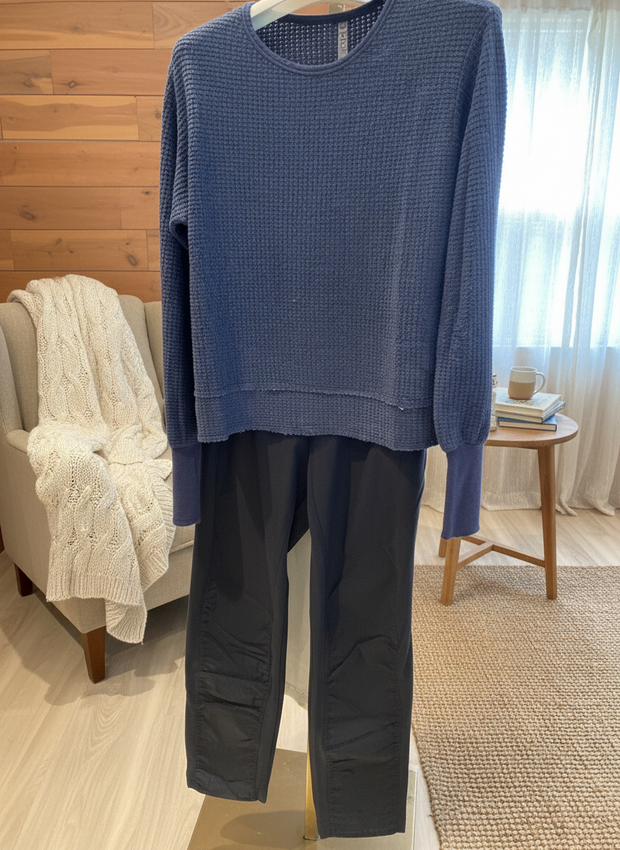 XCVI HIGH WAIST NAVY JETTER