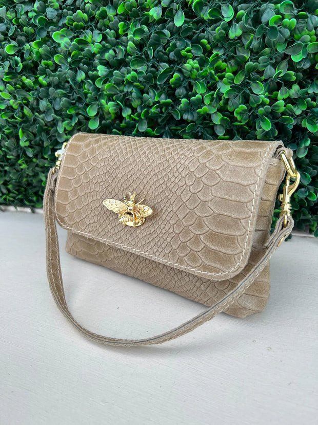 GERMAN FUENTES LEATHER BUTTERFLY CROSSBODY/HANDLE BAG – Well Read ...