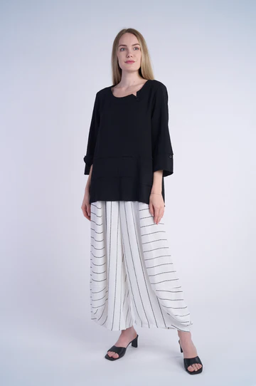 SHANA WHITE WITH BLACK LINES PANT