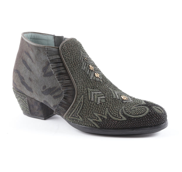 Dora Heel Fringe Leather Embroidery Boot
